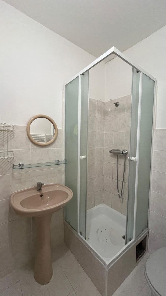 Pronájem bytu 2+kk 60 m², Rostislavova, Praha, Praha Pronájem bytu 2+kk 60 m², Rostislavova, Praha, Praha