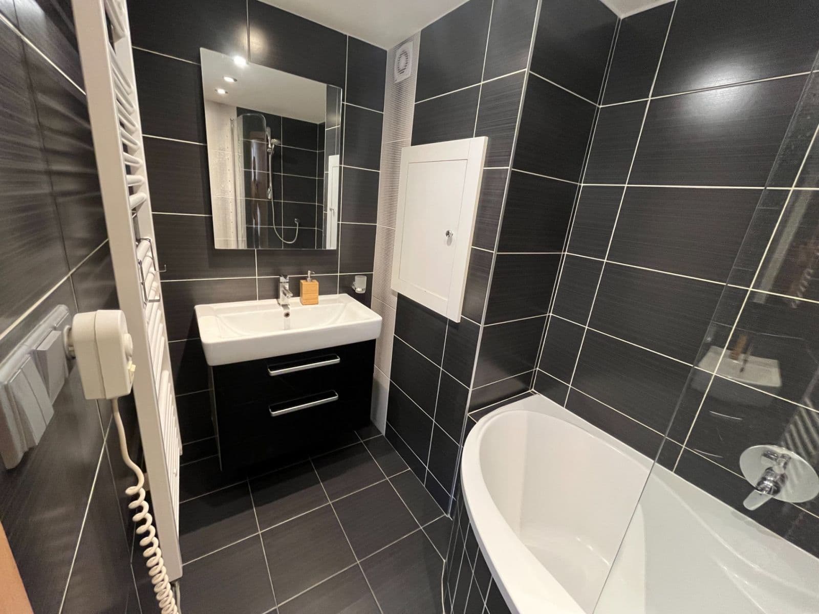 Pronájem bytu 4+kk 81 m², Písečná, Praha, Praha Pronájem bytu 4+kk 81 m², Písečná, Praha, Praha