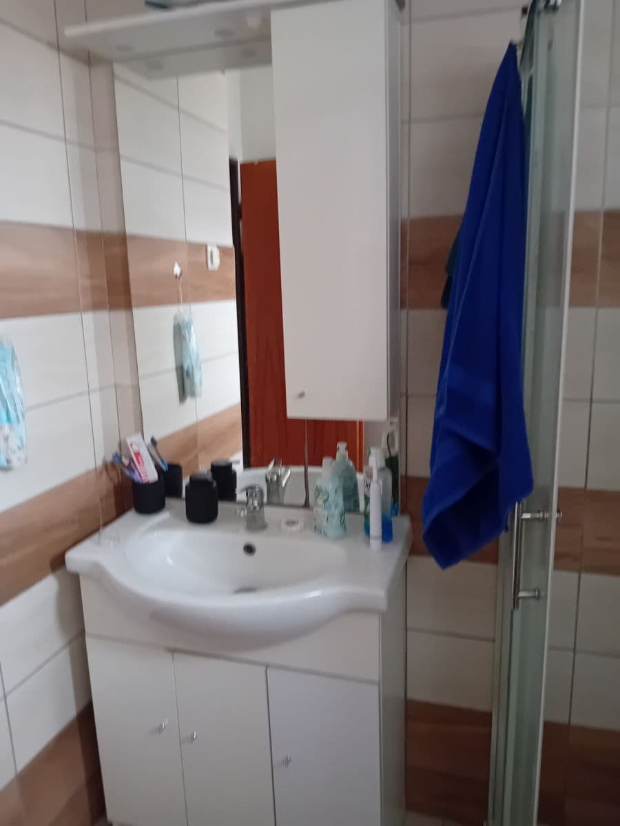 Pronájem bytu 2+1 60 m², Velimská, Sokoleč, Středočeský kraj Pronájem bytu 2+1 60 m², Velimská, Sokoleč, Středočeský kraj