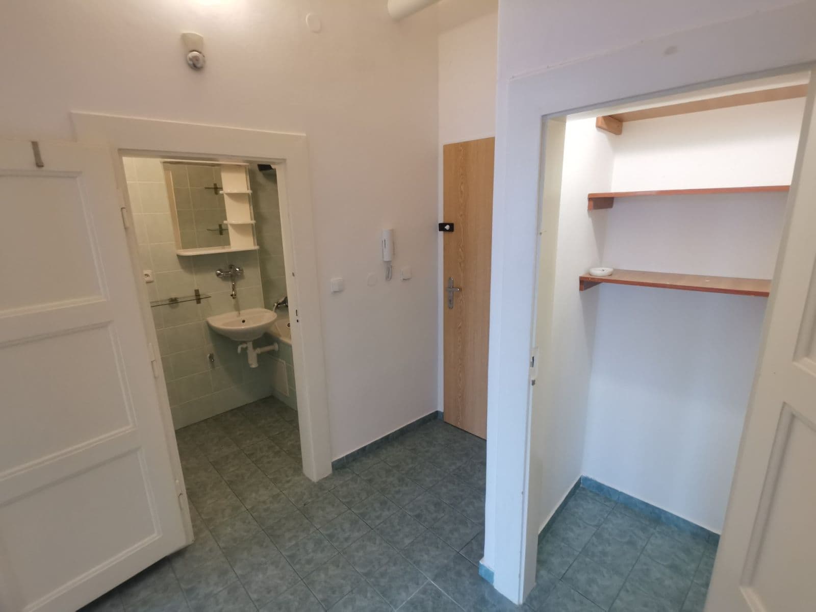 Pronájem bytu 1+1 40 m², Na Míčánkách, Praha, Praha Pronájem bytu 1+1 40 m², Na Míčánkách, Praha, Praha