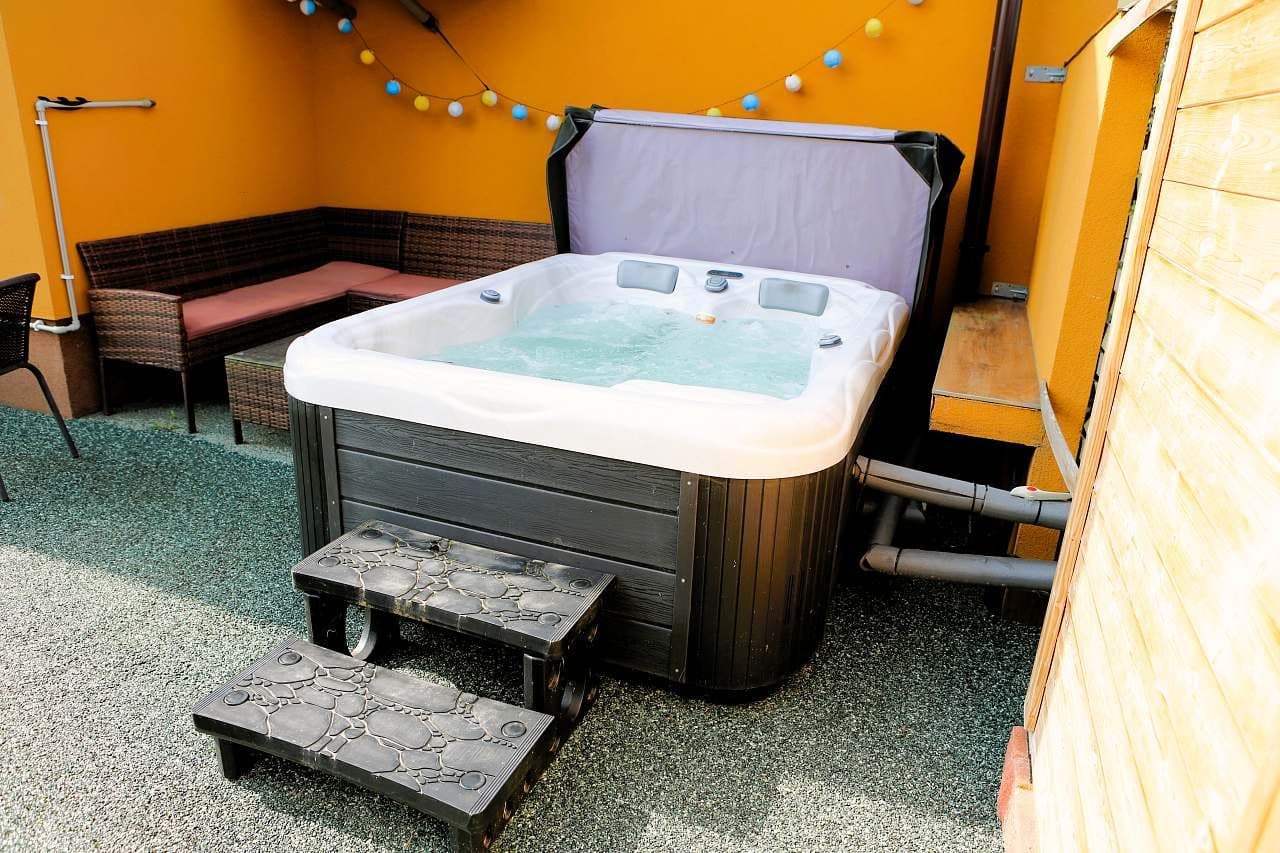 Pronájem chaty, chalupy, Jindřichův Hradec, Jihočeský kraj Pronájem chaty, chalupy, Jindřichův Hradec, Jihočeský kraj