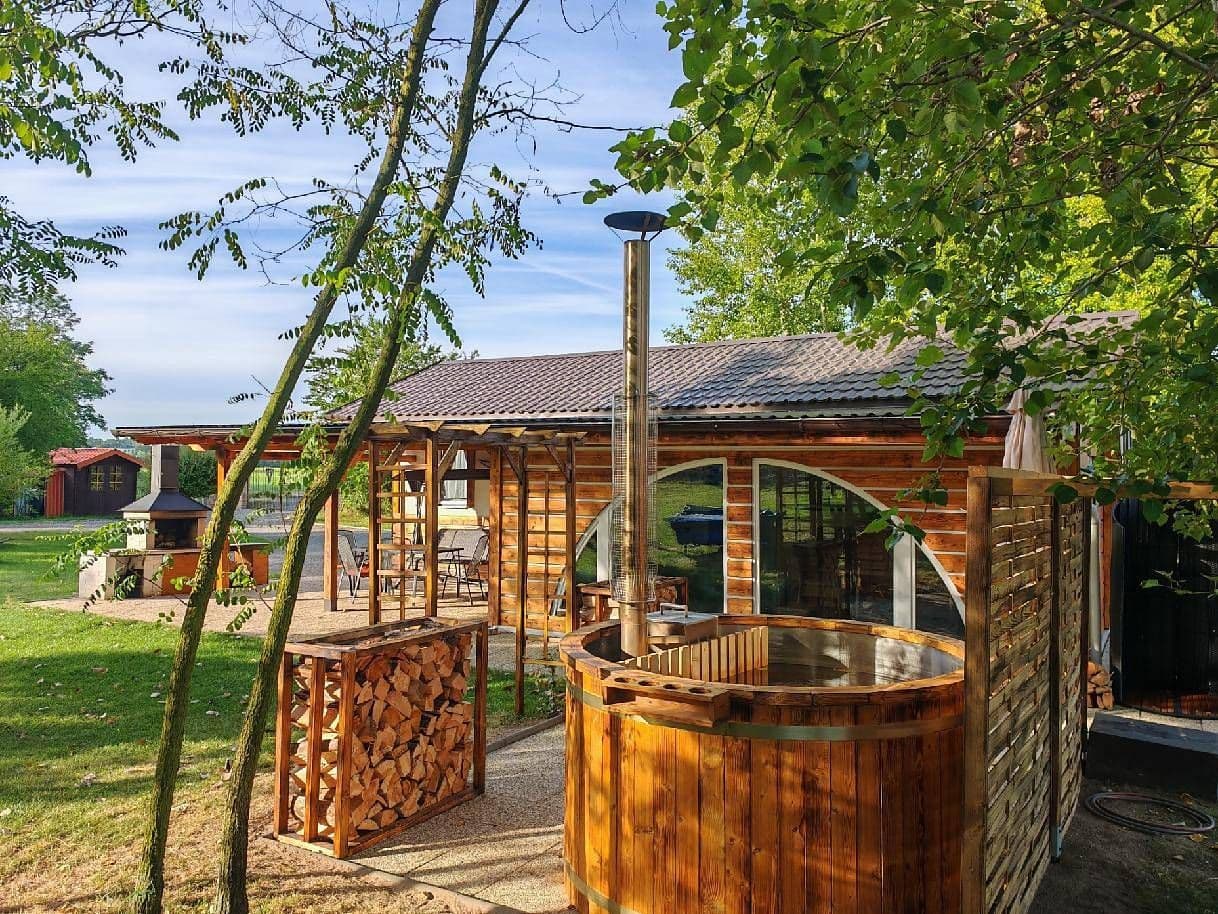 Pronájem chaty, chalupy, Dubňany, Jihomoravský kraj Pronájem chaty, chalupy, Dubňany, Jihomoravský kraj