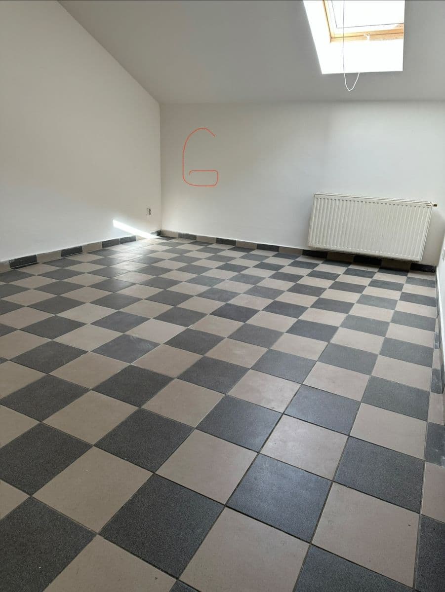 Pronájem bytu 1+1 47 m², 1. května, Rosice, Jihomoravský kraj Pronájem bytu 1+1 47 m², 1. května, Rosice, Jihomoravský kraj