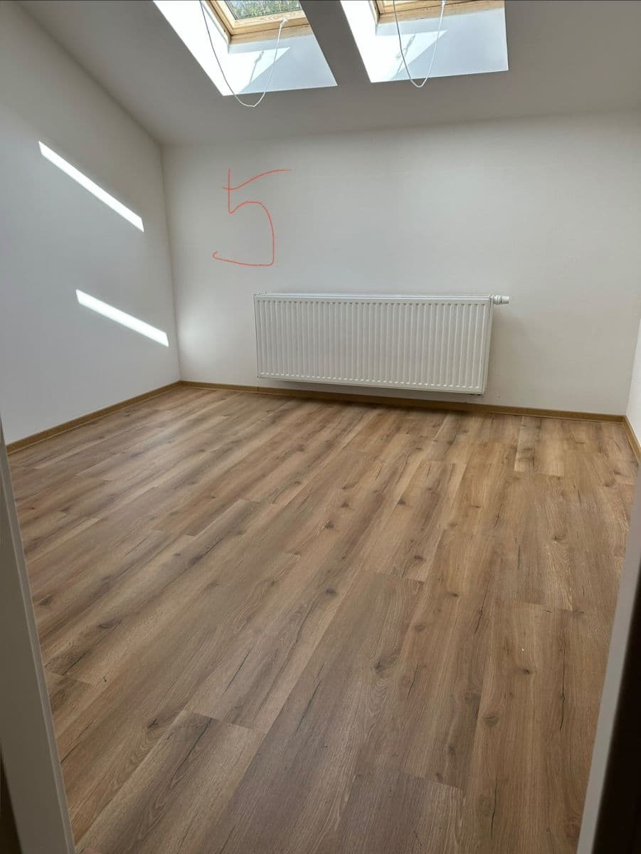 Pronájem bytu 1+1 47 m², 1. května, Rosice, Jihomoravský kraj Pronájem bytu 1+1 47 m², 1. května, Rosice, Jihomoravský kraj