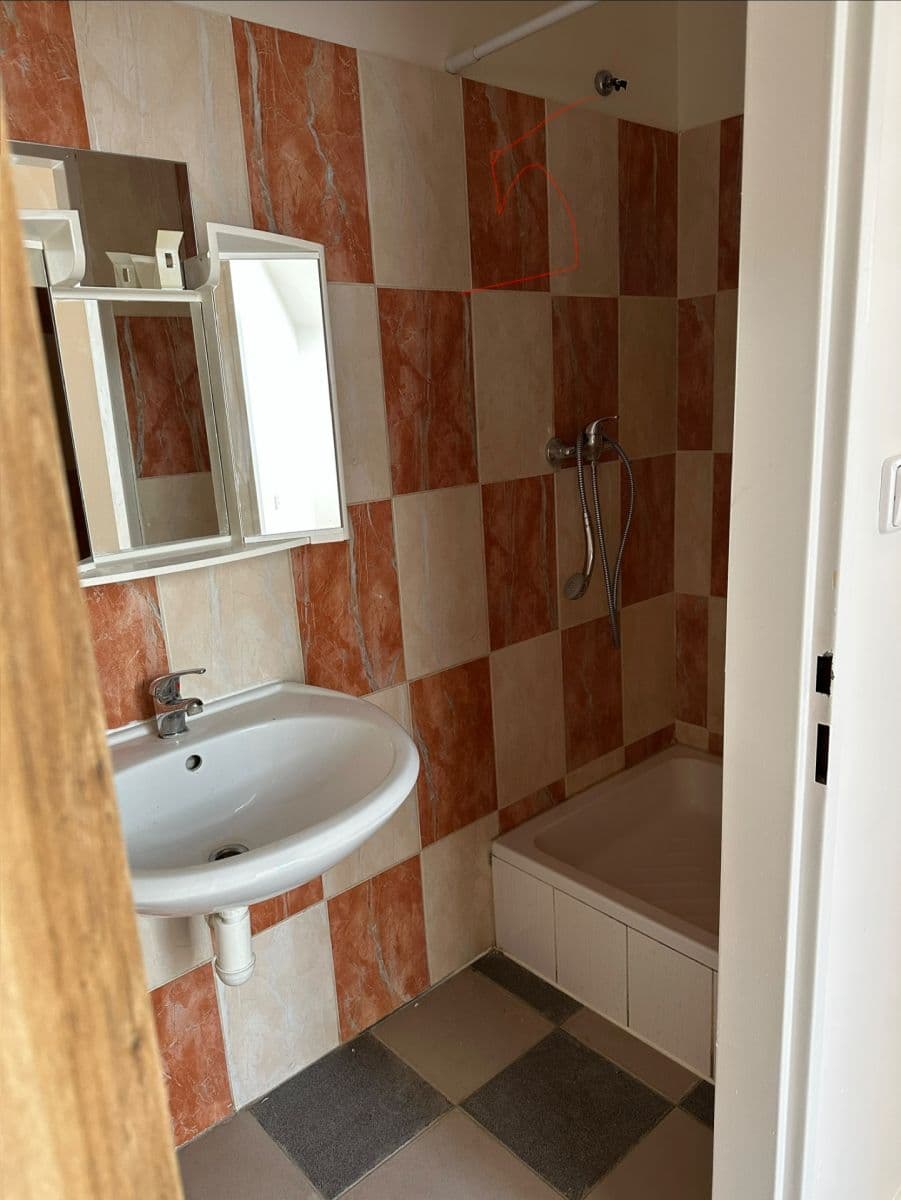 Pronájem bytu 1+1 47 m², 1. května, Rosice, Jihomoravský kraj Pronájem bytu 1+1 47 m², 1. května, Rosice, Jihomoravský kraj