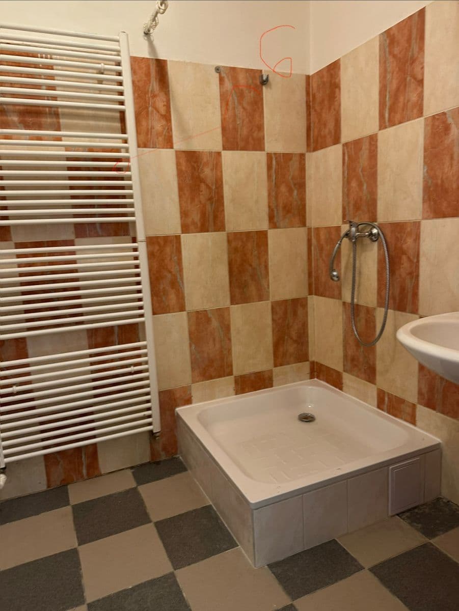 Pronájem bytu 1+1 47 m², 1. května, Rosice, Jihomoravský kraj Pronájem bytu 1+1 47 m², 1. května, Rosice, Jihomoravský kraj