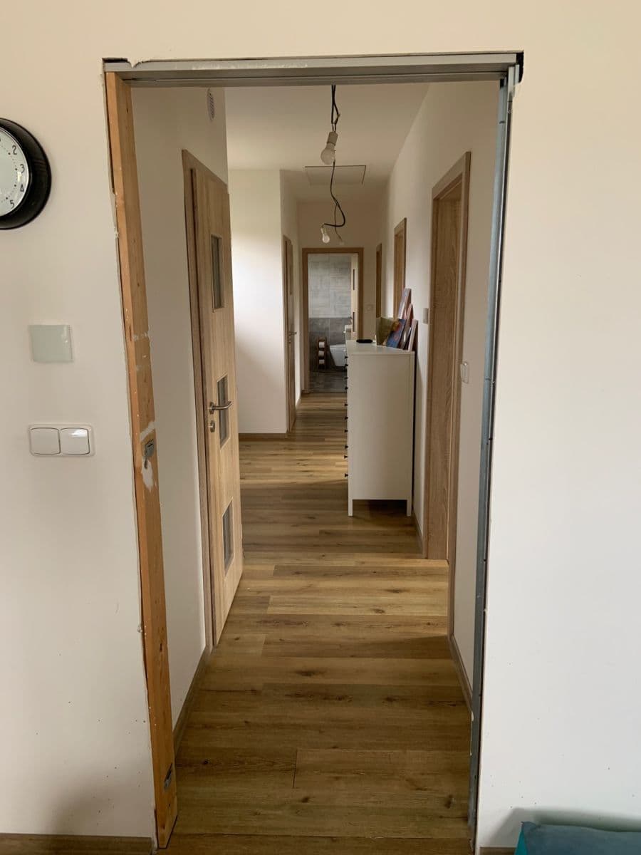 Prodej domu 84 m², pozemek 1.114 m², Újezd, Středočeský kraj Prodej domu 84 m², pozemek 1.114 m², Újezd, Středočeský kraj