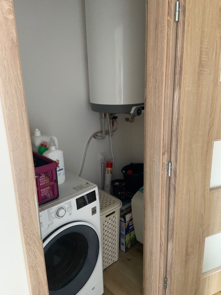 Prodej domu 84 m², pozemek 1.114 m², Újezd, Středočeský kraj Prodej domu 84 m², pozemek 1.114 m², Újezd, Středočeský kraj