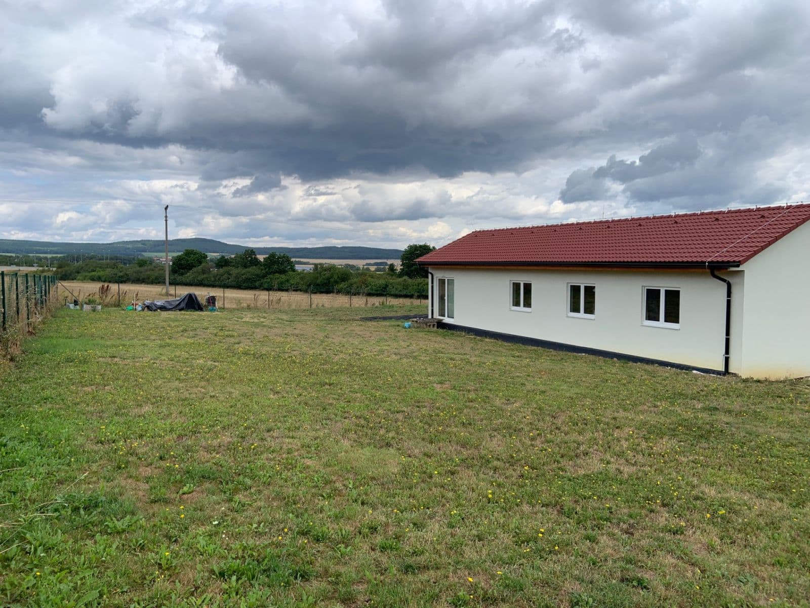 Prodej domu 84 m², pozemek 1.114 m², Újezd, Středočeský kraj Prodej domu 84 m², pozemek 1.114 m², Újezd, Středočeský kraj