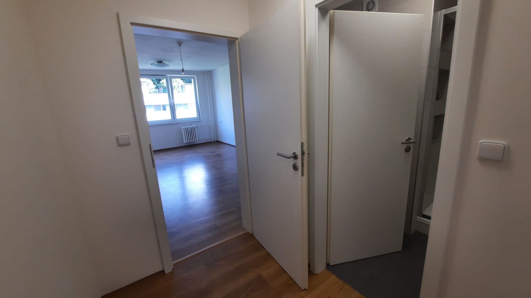 Prodej bytu 1+kk 30 m², Pod Lysinami, Praha, Praha Prodej bytu 1+kk 30 m², Pod Lysinami, Praha, Praha