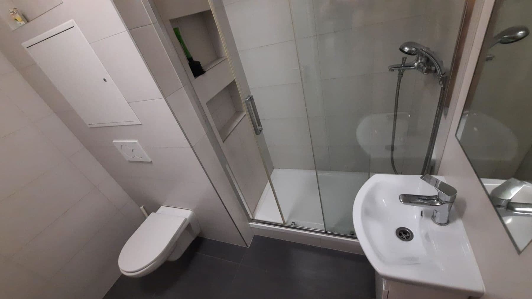 Prodej bytu 1+kk 30 m², Pod Lysinami, Praha, Praha Prodej bytu 1+kk 30 m², Pod Lysinami, Praha, Praha