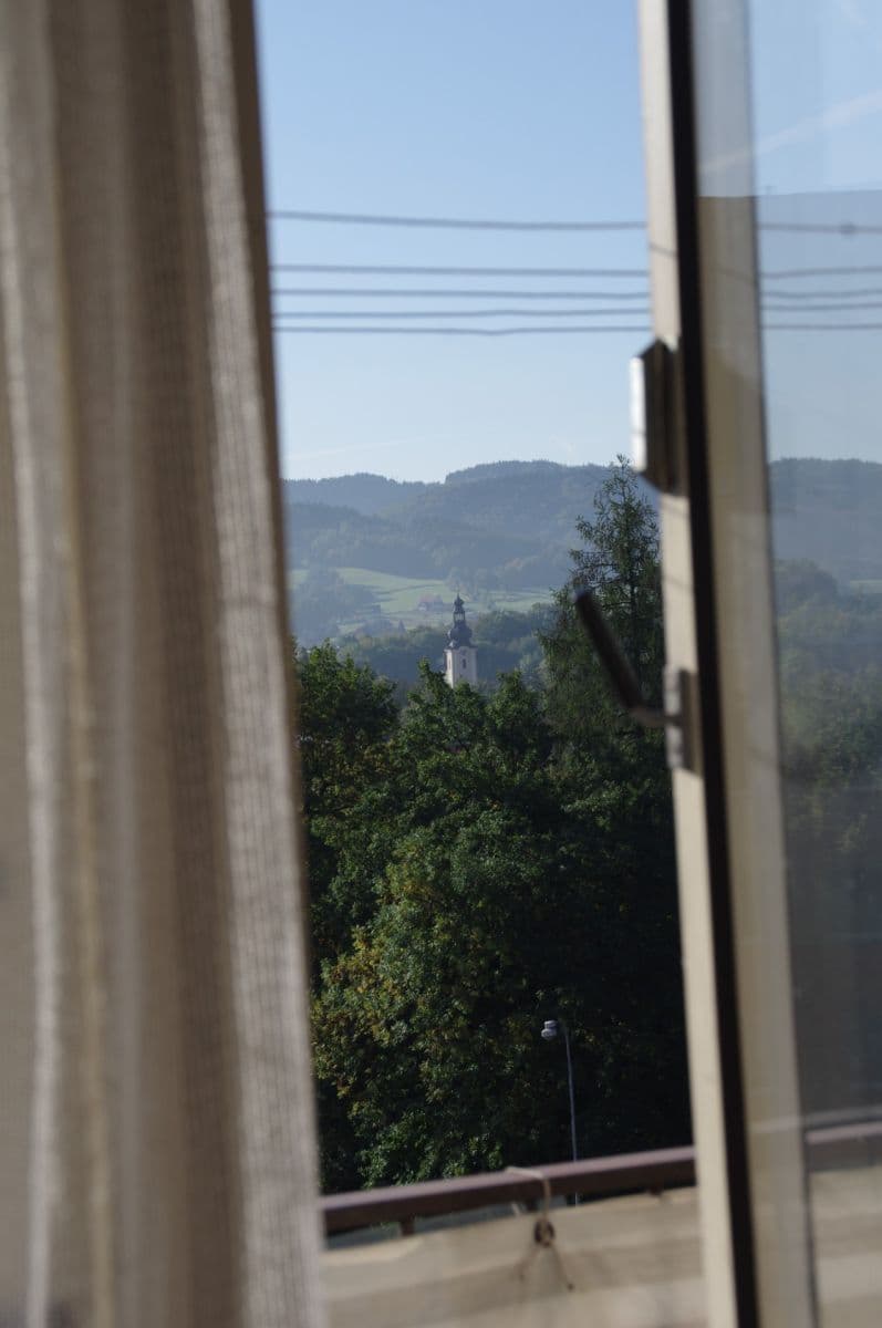 Pronájem bytu 1+1 33 m², Kulturní, Rožnov pod Radhoštěm, Zlínský kraj Pronájem bytu 1+1 33 m², Kulturní, Rožnov pod Radhoštěm, Zlínský kraj