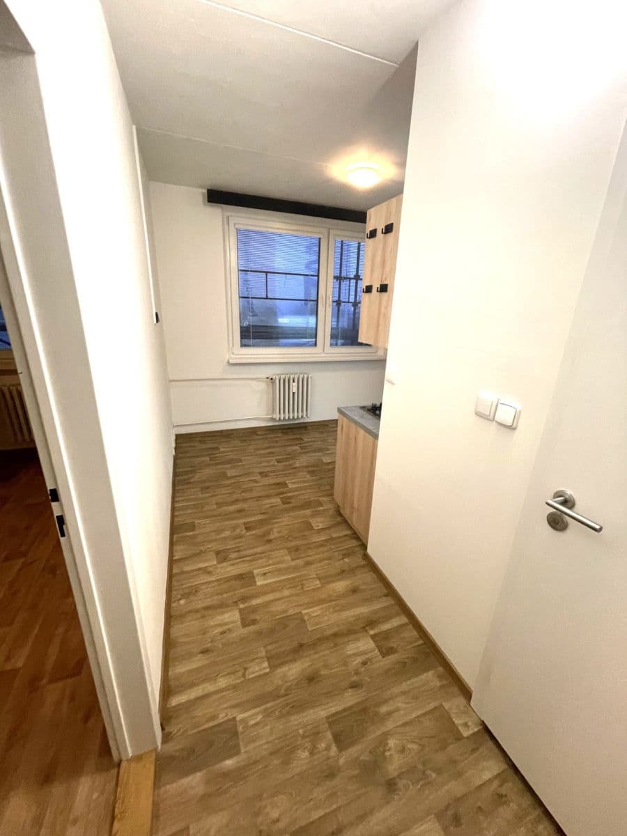 Pronájem bytu 1+1 33 m², Kulturní, Rožnov pod Radhoštěm, Zlínský kraj Pronájem bytu 1+1 33 m², Kulturní, Rožnov pod Radhoštěm, Zlínský kraj