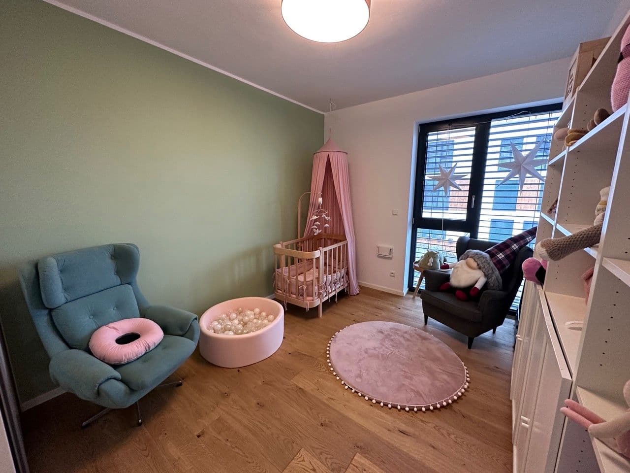 Prodej bytu 4+1 119 m², Pod Vtáčnikom, Nové Mesto, Bratislavský kraj Prodej bytu 4+1 119 m², Pod Vtáčnikom, Nové Mesto, Bratislavský kraj