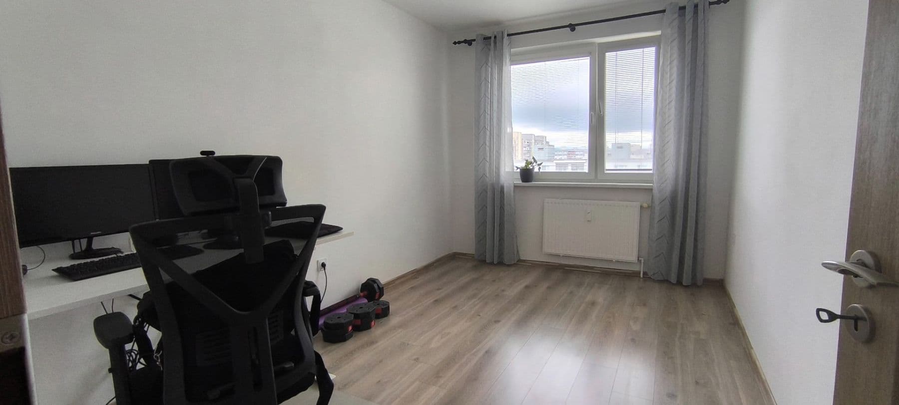 Prodej bytu 4+1 78 m², Jedľová, Vrakuňa, Bratislavský kraj Prodej bytu 4+1 78 m², Jedľová, Vrakuňa, Bratislavský kraj