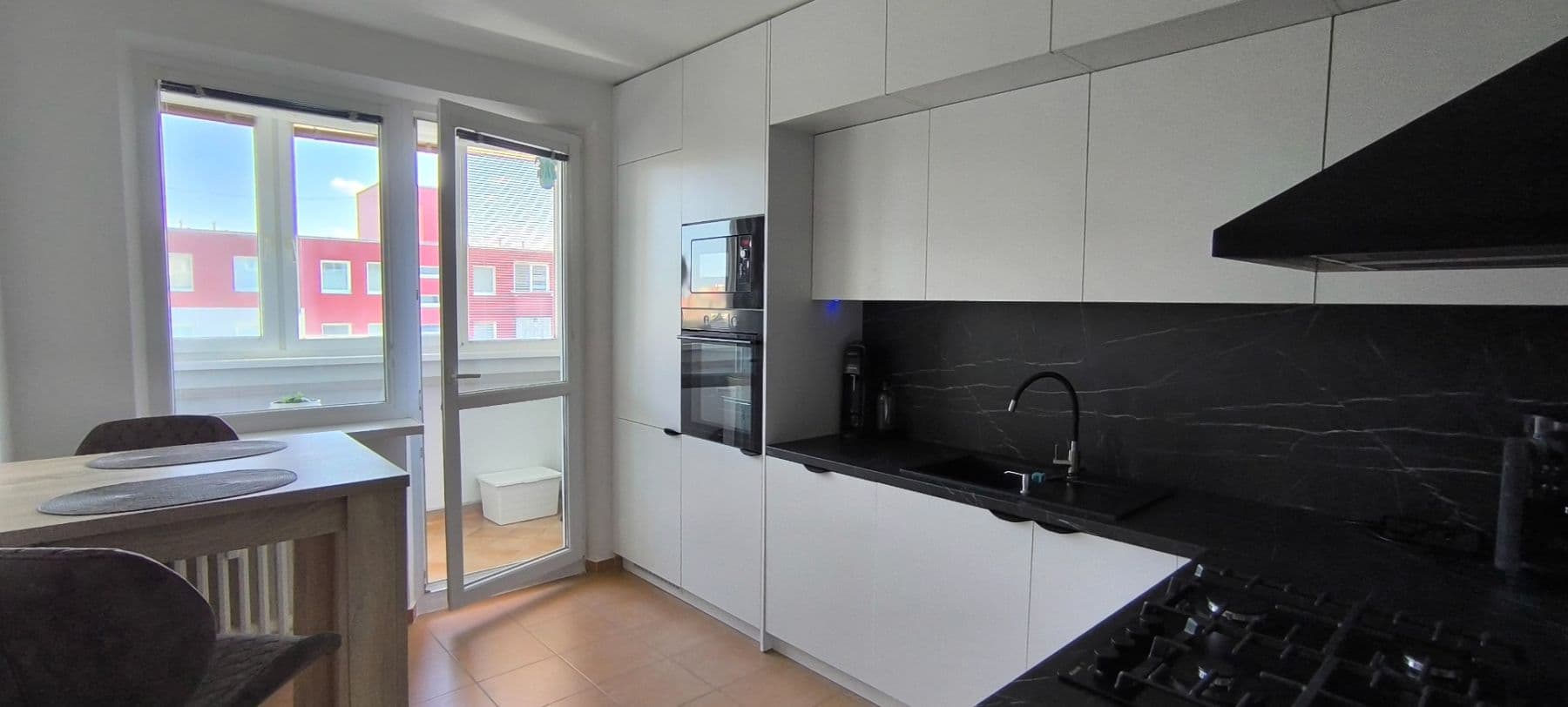 Prodej bytu 4+1 78 m², Jedľová, Vrakuňa, Bratislavský kraj Prodej bytu 4+1 78 m², Jedľová, Vrakuňa, Bratislavský kraj