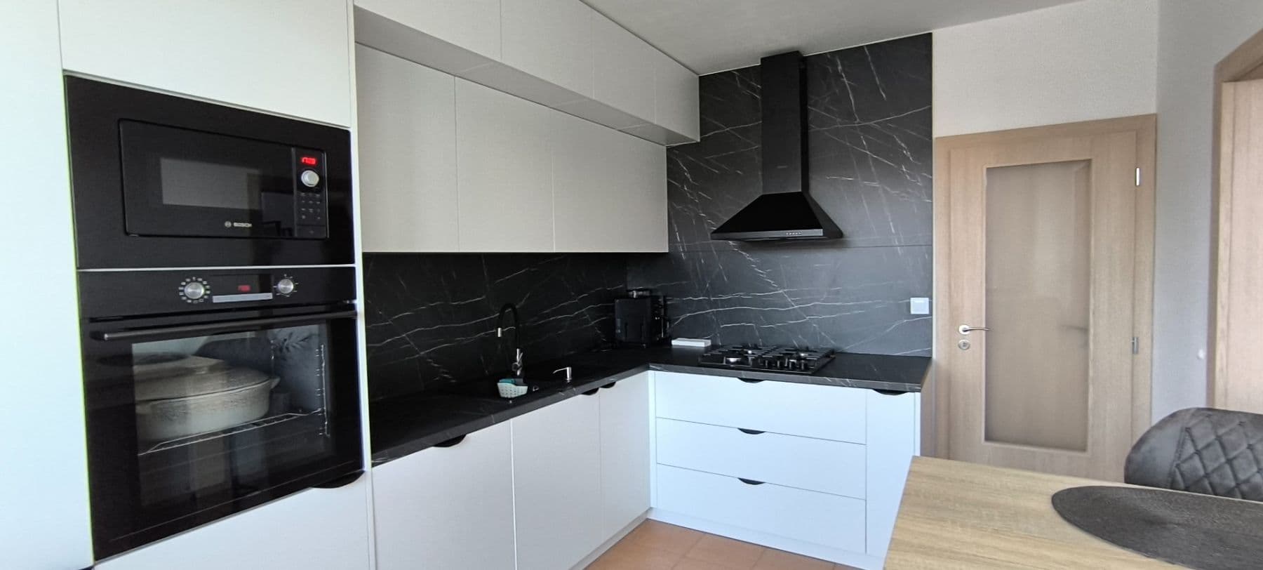 Prodej bytu 4+1 78 m², Jedľová, Vrakuňa, Bratislavský kraj Prodej bytu 4+1 78 m², Jedľová, Vrakuňa, Bratislavský kraj