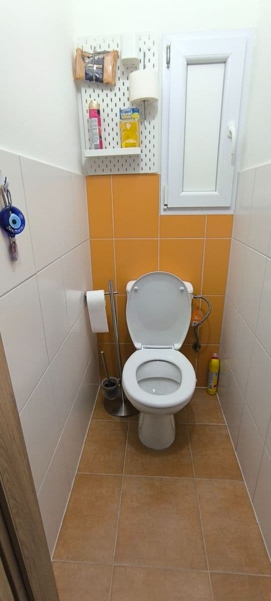 Prodej bytu 4+1 78 m², Jedľová, Vrakuňa, Bratislavský kraj Prodej bytu 4+1 78 m², Jedľová, Vrakuňa, Bratislavský kraj