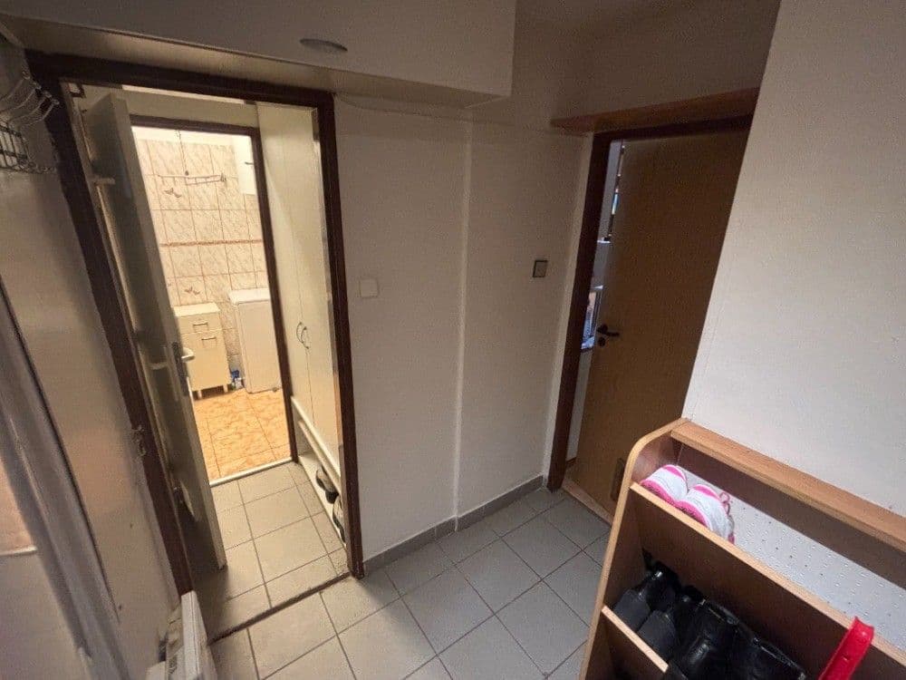 Pronájem bytu 1+kk 25 m², U Jezerky, Praha, Praha Pronájem bytu 1+kk 25 m², U Jezerky, Praha, Praha