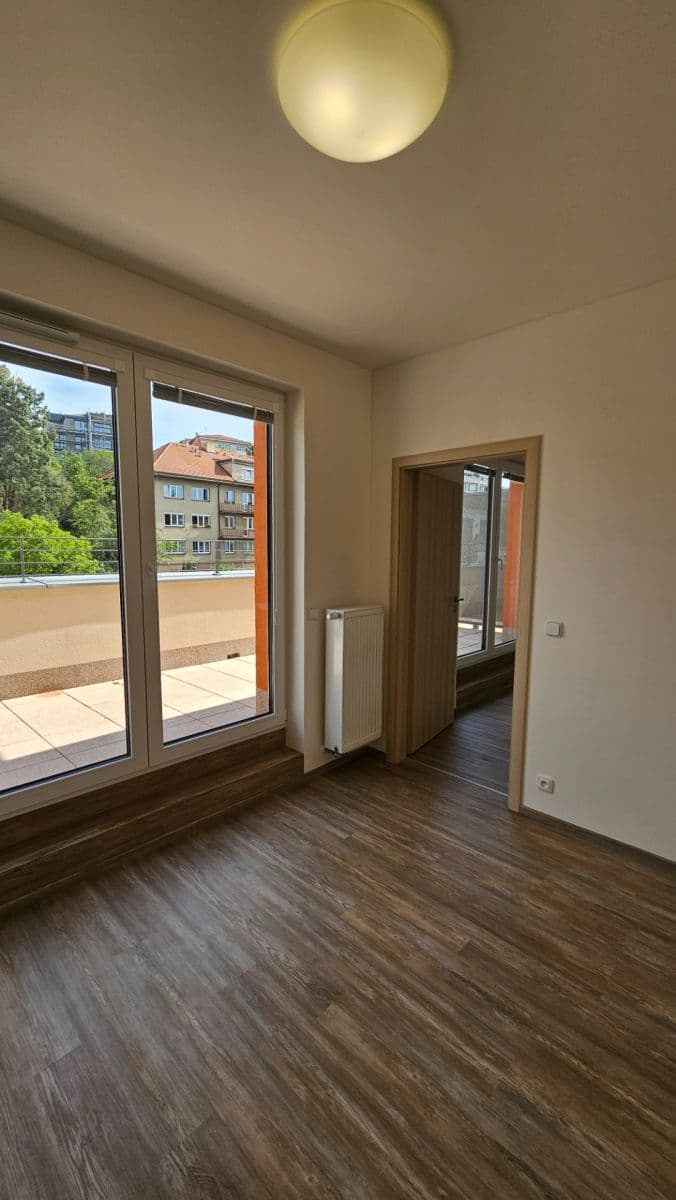 Pronájem bytu 2+kk 33 m², Sinkulova, Praha, Praha Pronájem bytu 2+kk 33 m², Sinkulova, Praha, Praha