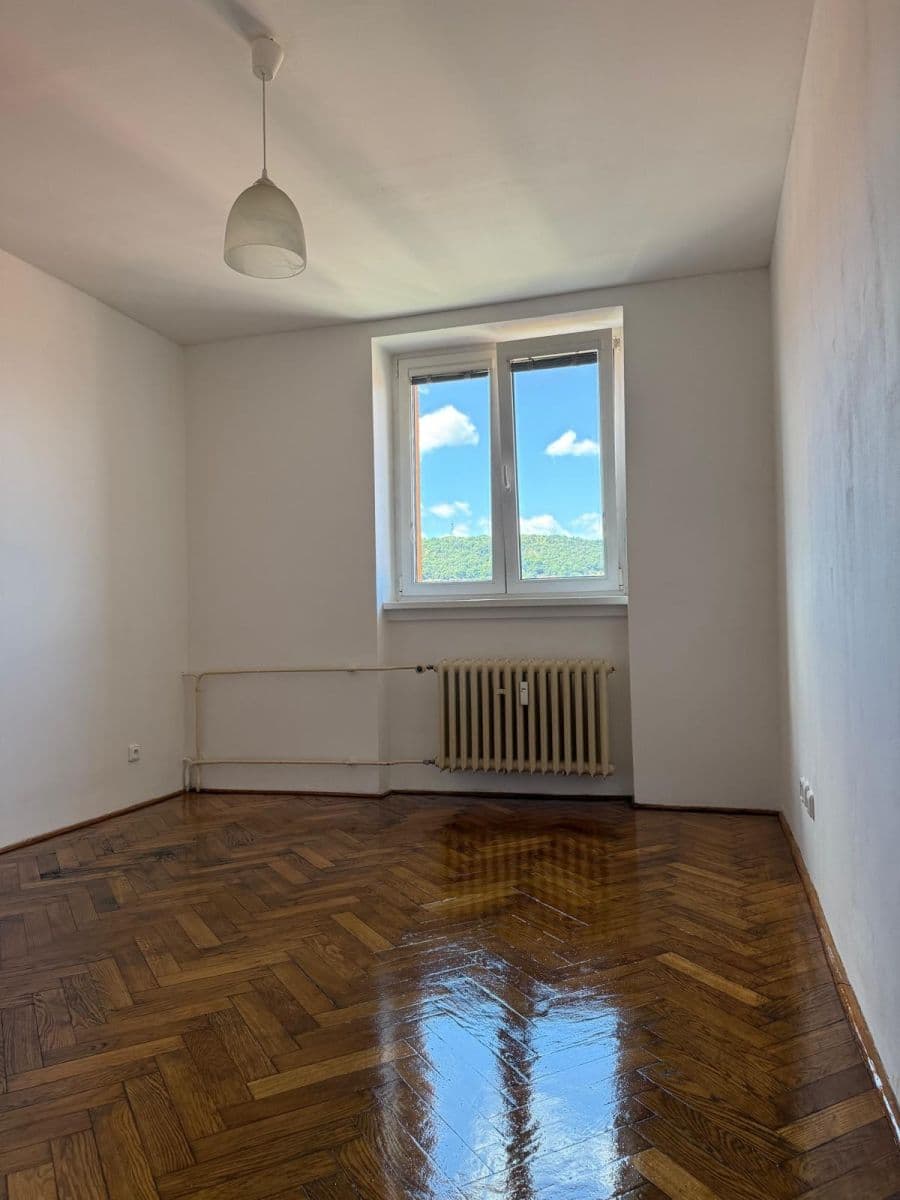 Prodej bytu 2+1 56 m², tř. Budovatelů, Most, Ústecký kraj Prodej bytu 2+1 56 m², tř. Budovatelů, Most, Ústecký kraj