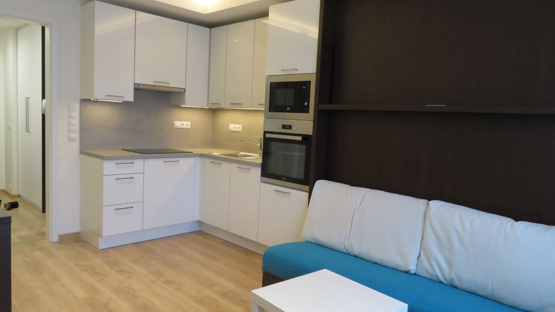 Pronájem bytu 1+kk 29 m², Mukařovského, Praha, Praha Pronájem bytu 1+kk 29 m², Mukařovského, Praha, Praha