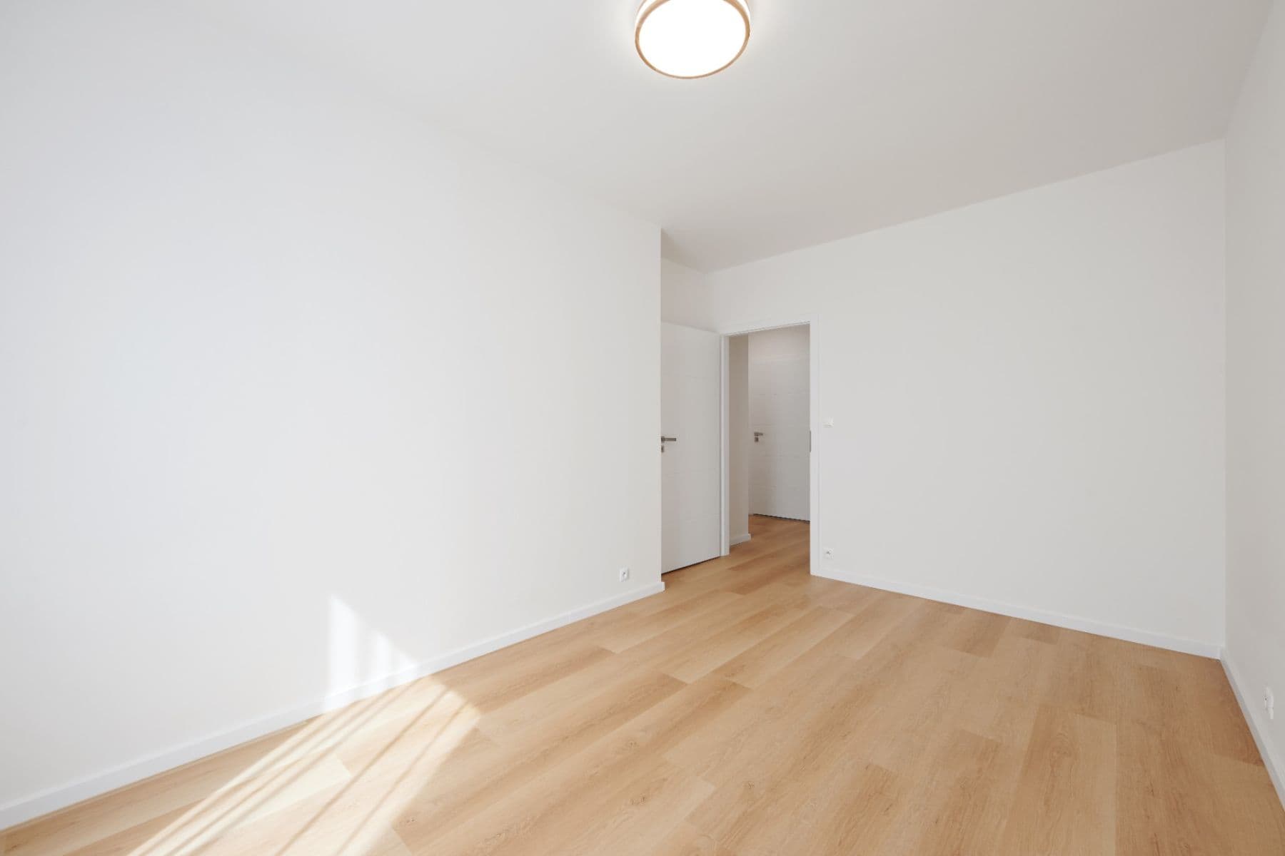 Pronájem bytu 4+kk 94 m², Terezínská, Praha, Praha Pronájem bytu 4+kk 94 m², Terezínská, Praha, Praha