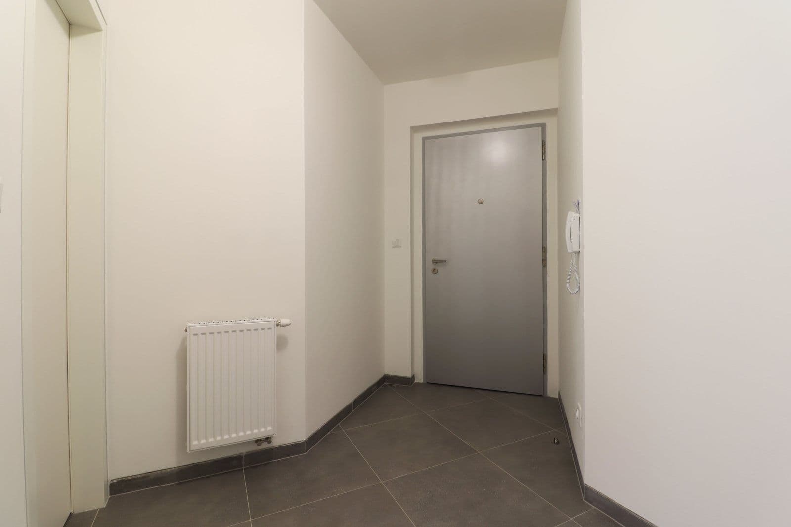 Pronájem bytu 2+kk 53 m², Na návsi, Praha, Praha Pronájem bytu 2+kk 53 m², Na návsi, Praha, Praha