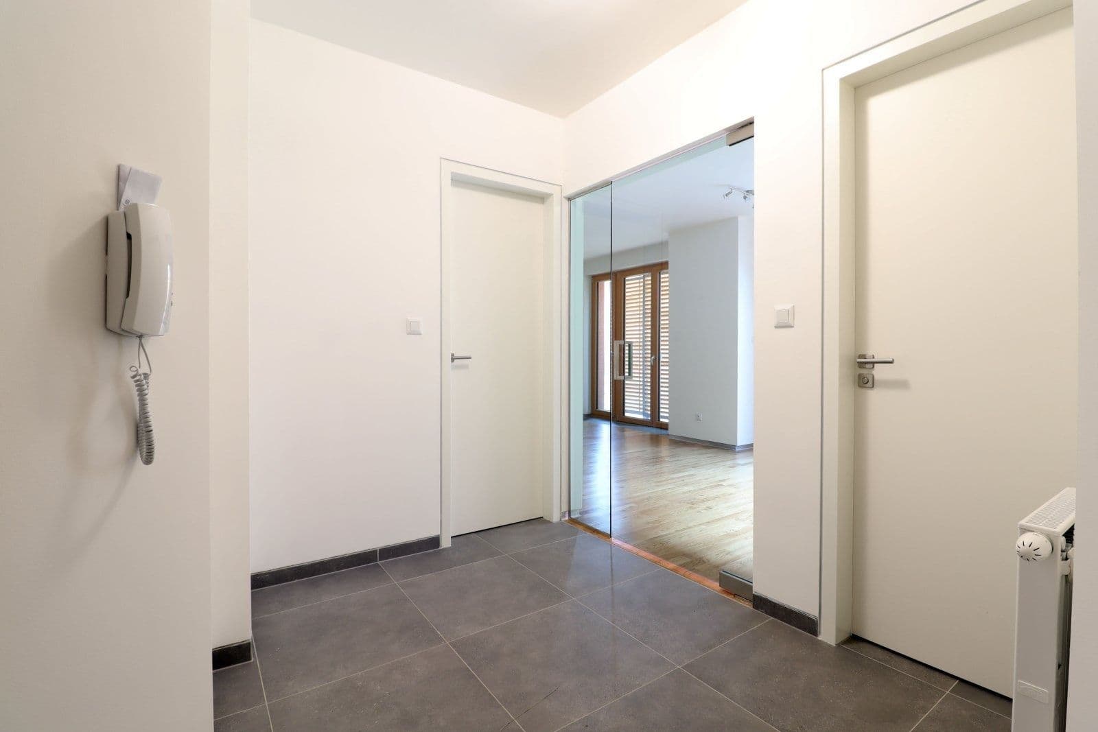 Pronájem bytu 2+kk 53 m², Na návsi, Praha, Praha Pronájem bytu 2+kk 53 m², Na návsi, Praha, Praha
