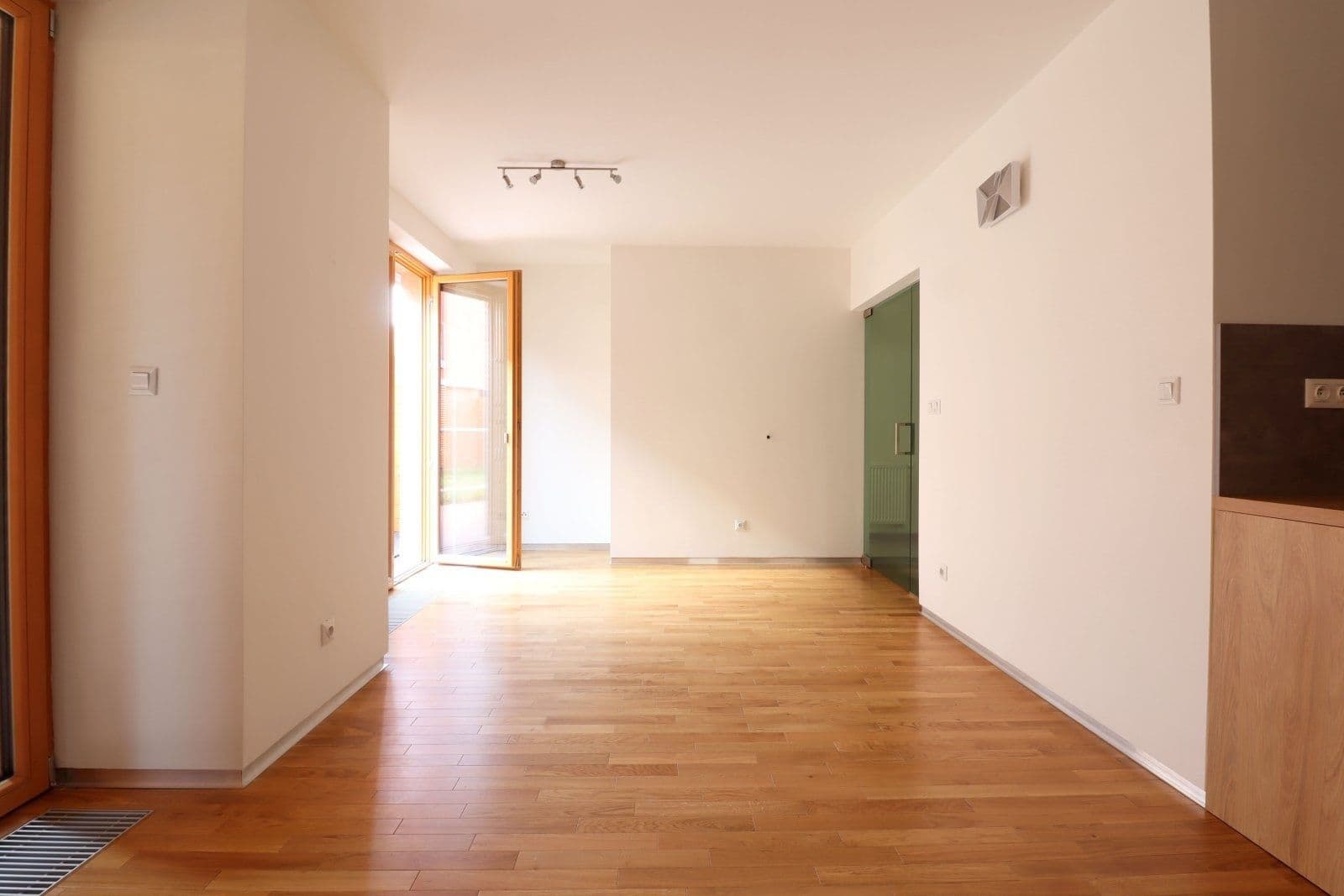 Pronájem bytu 2+kk 53 m², Na návsi, Praha, Praha Pronájem bytu 2+kk 53 m², Na návsi, Praha, Praha