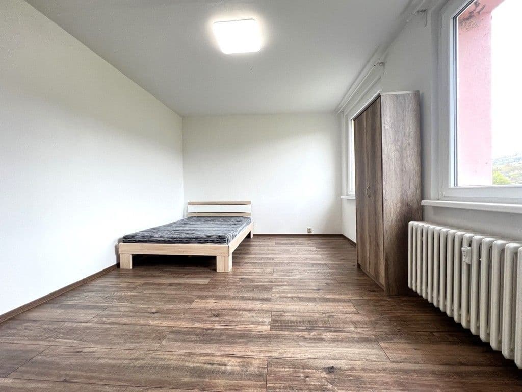 Pronájem bytu 3+1 69 m², Úštěk, Ústecký kraj Pronájem bytu 3+1 69 m², Úštěk, Ústecký kraj
