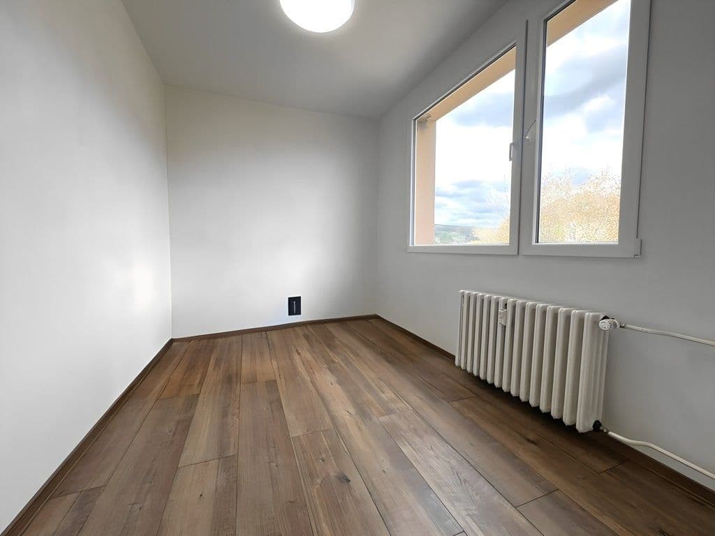 Pronájem bytu 3+1 69 m², Úštěk, Ústecký kraj Pronájem bytu 3+1 69 m², Úštěk, Ústecký kraj