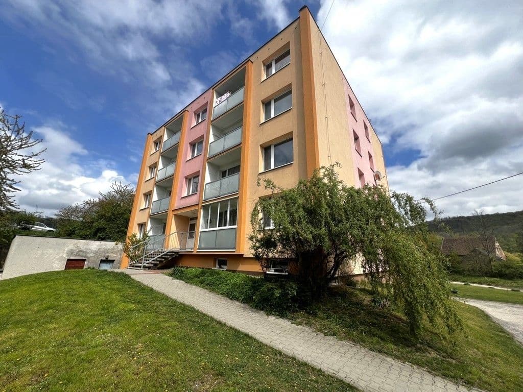 Pronájem bytu 3+1 69 m², Úštěk, Ústecký kraj Pronájem bytu 3+1 69 m², Úštěk, Ústecký kraj