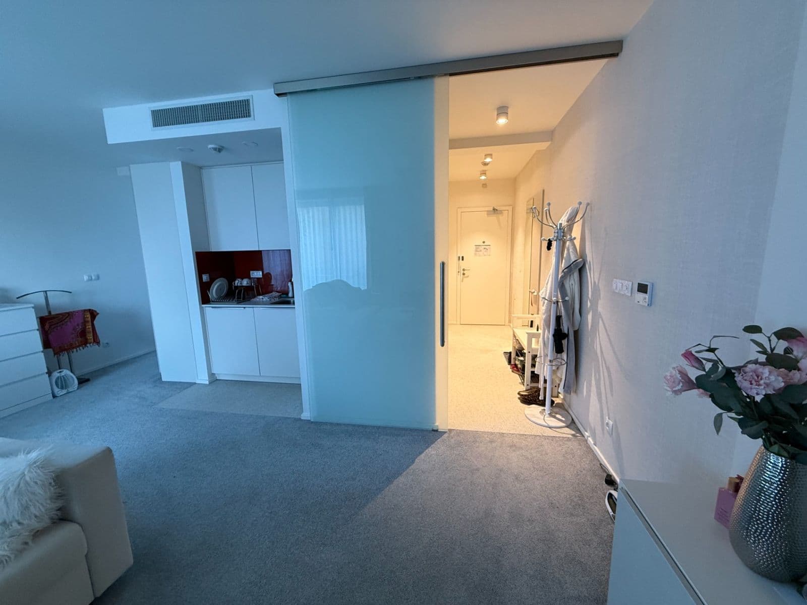 Pronájem bytu 1+kk 44 m², Trojská, Praha, Praha Pronájem bytu 1+kk 44 m², Trojská, Praha, Praha