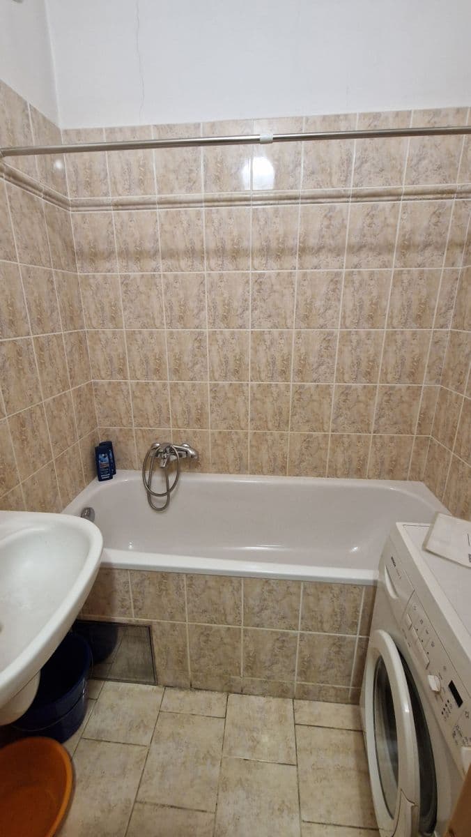 Pronájem bytu 3+1 68 m², Dětská, Praha, Praha Pronájem bytu 3+1 68 m², Dětská, Praha, Praha