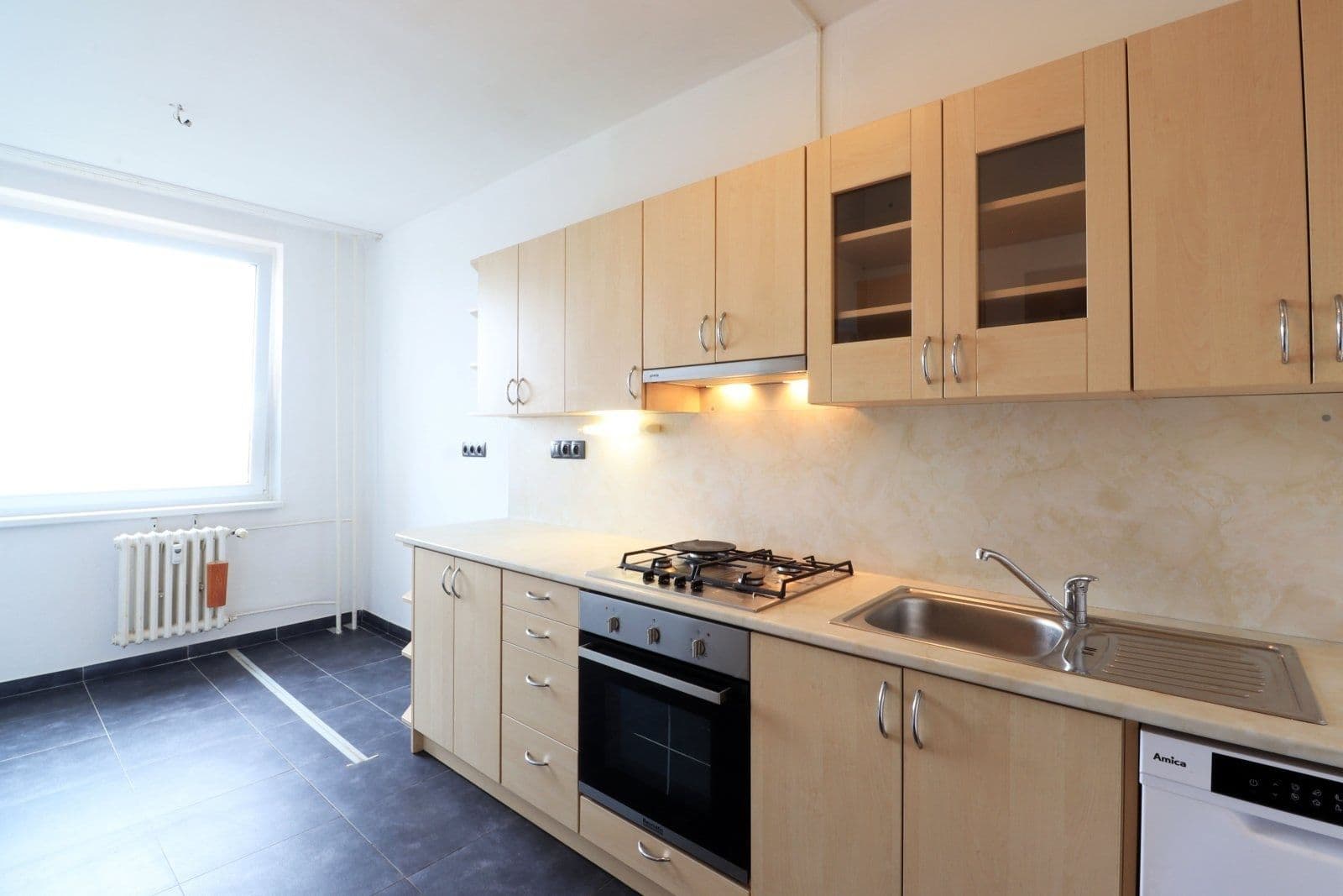 Pronájem bytu 3+1 82 m², Platónova, Praha, Praha Pronájem bytu 3+1 82 m², Platónova, Praha, Praha