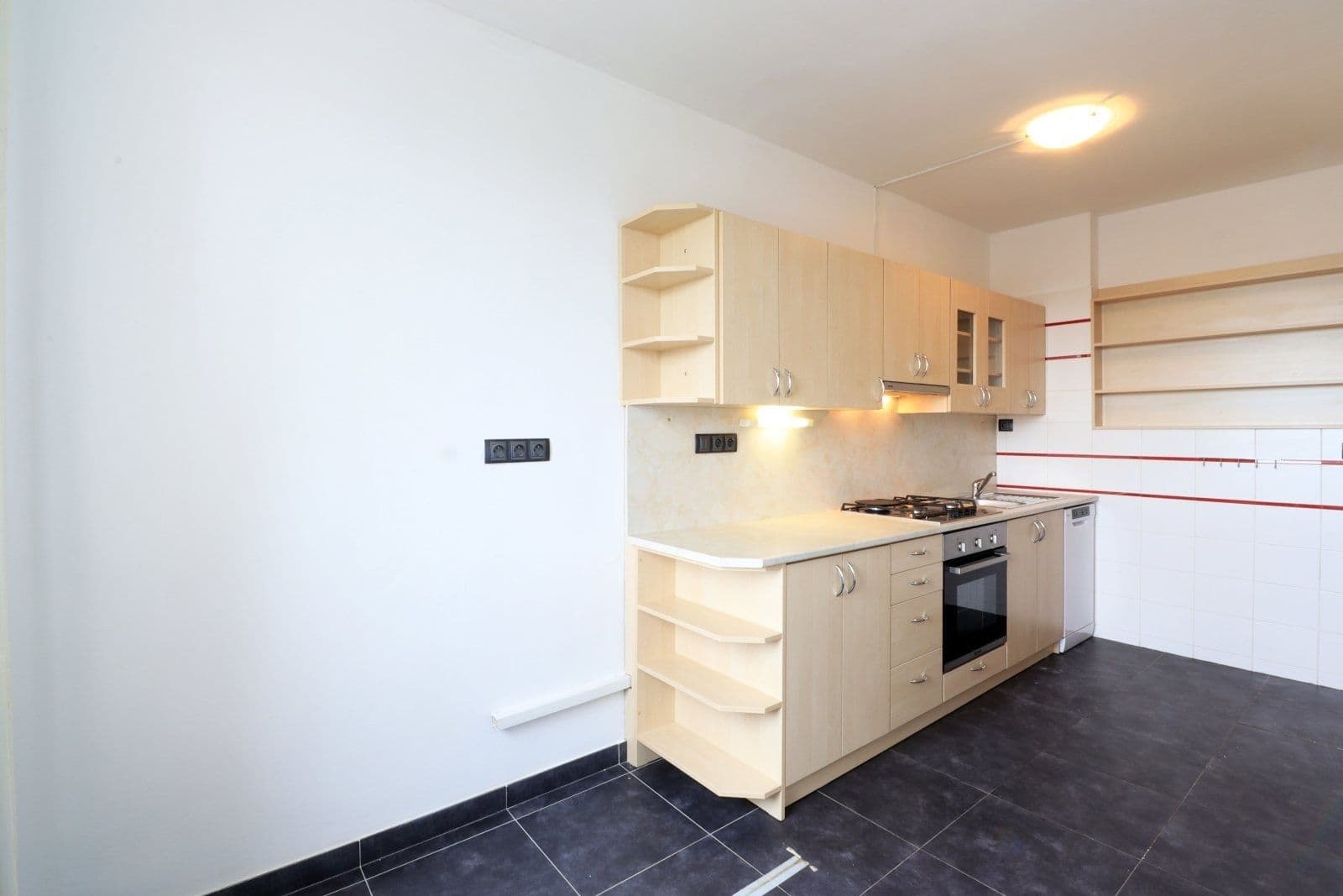 Pronájem bytu 3+1 82 m², Platónova, Praha, Praha Pronájem bytu 3+1 82 m², Platónova, Praha, Praha