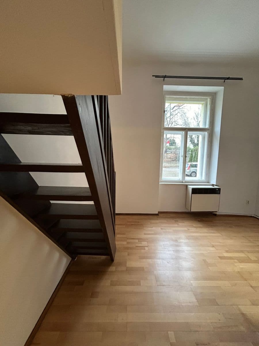 Prodej bytu 1+kk 20 m², Nedvědovo náměstí, Praha, Praha Prodej bytu 1+kk 20 m², Nedvědovo náměstí, Praha, Praha