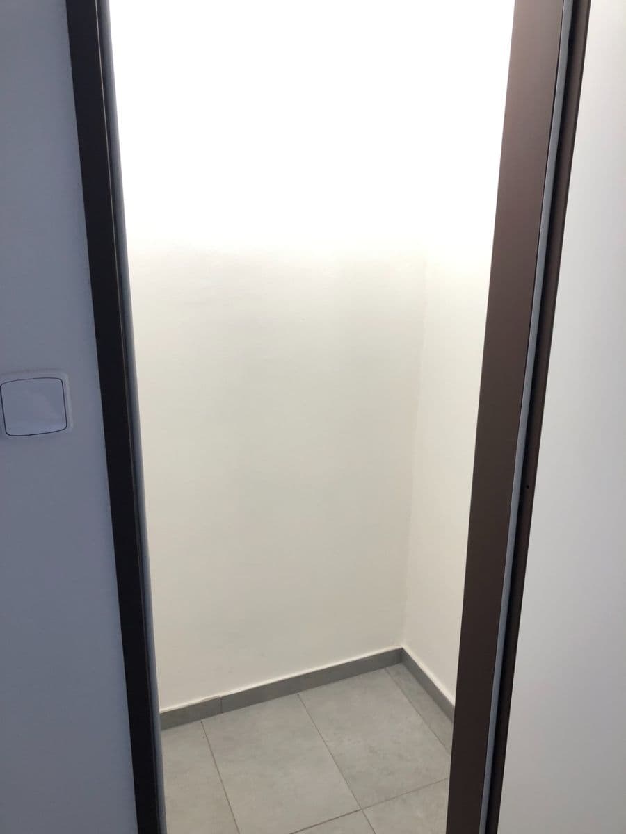 Pronájem bytu 2+kk 48 m², Dolní, Praha, Praha Pronájem bytu 2+kk 48 m², Dolní, Praha, Praha