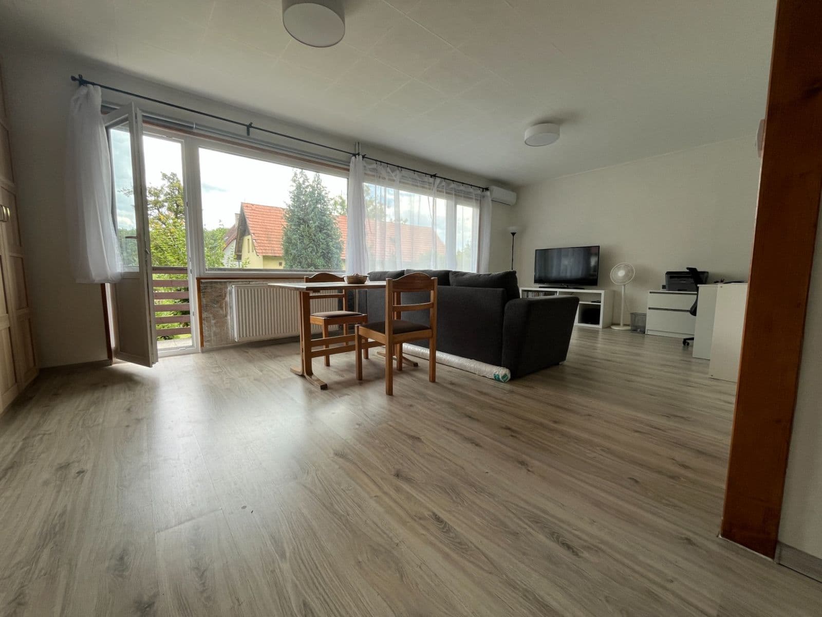 Prodej domu 112 m², pozemek 708 m², Hradečno, Středočeský kraj Prodej domu 112 m², pozemek 708 m², Hradečno, Středočeský kraj