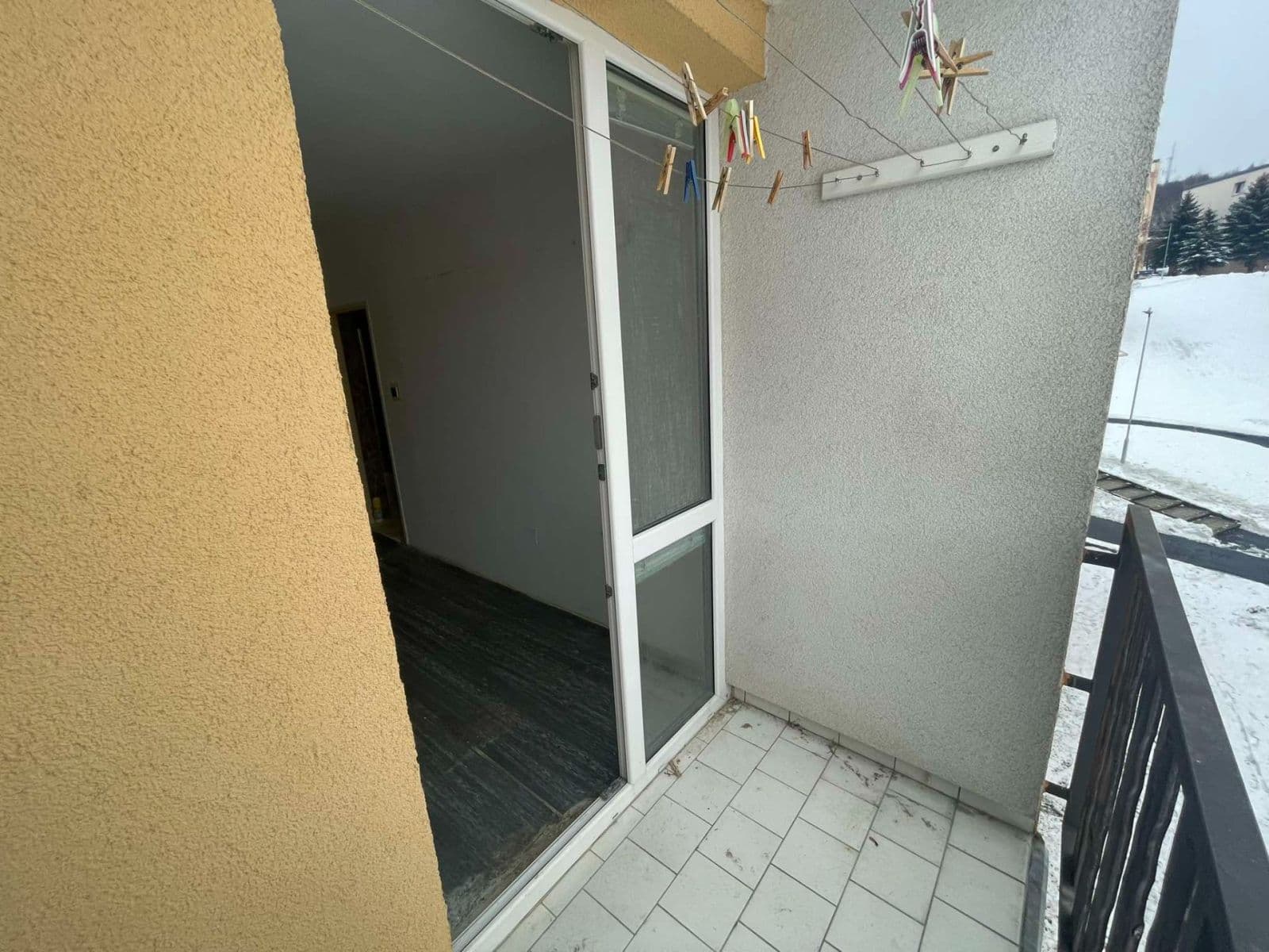 Pronájem bytu 4+kk 64 m², J. A. Komenského, Meziboří, Ústecký kraj Pronájem bytu 4+kk 64 m², J. A. Komenského, Meziboří, Ústecký kraj