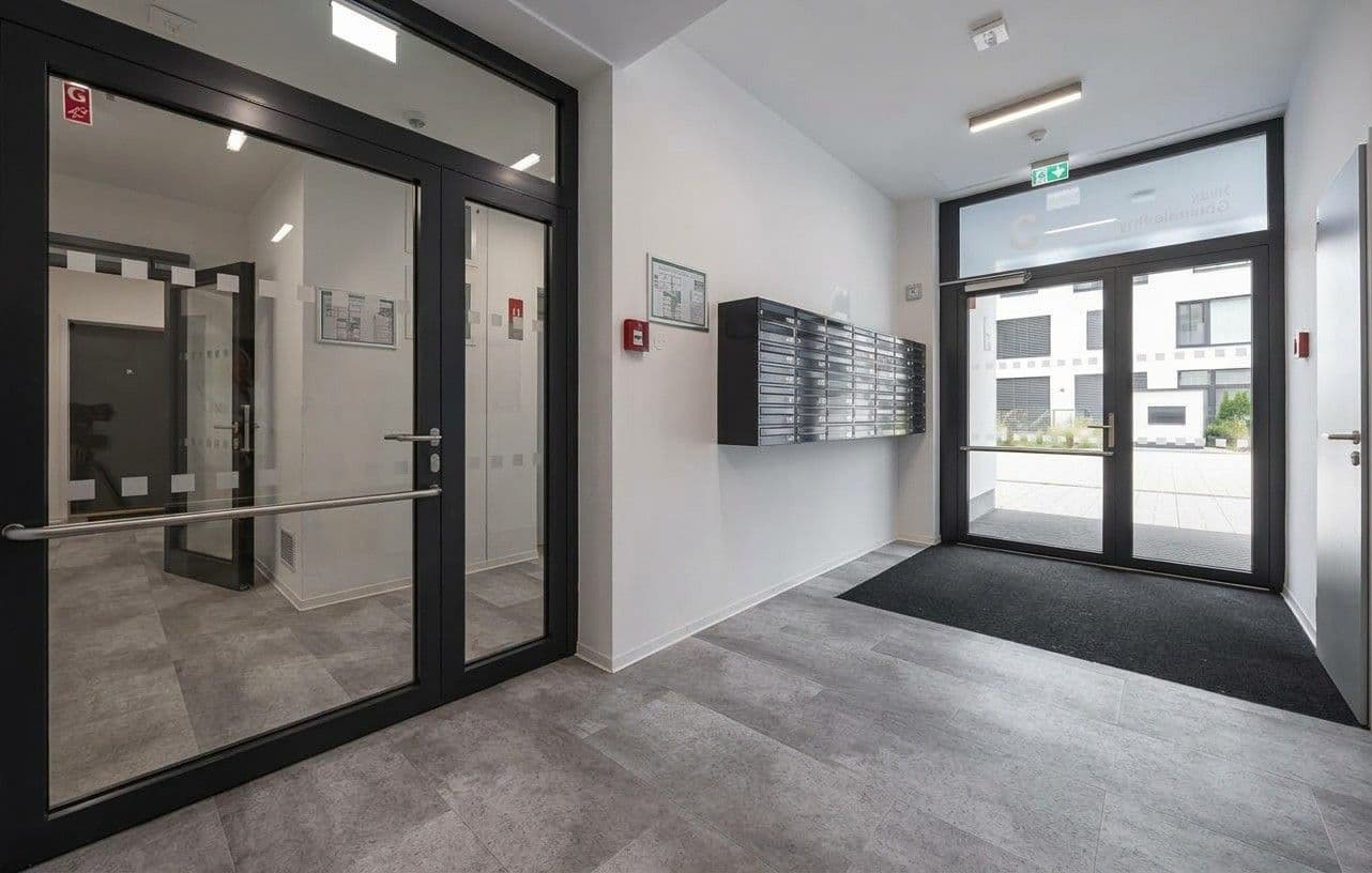 Pronájem bytu 1+kk 35 m², třída Generála Píky, Brno, Jihomoravský kraj Pronájem bytu 1+kk 35 m², třída Generála Píky, Brno, Jihomoravský kraj