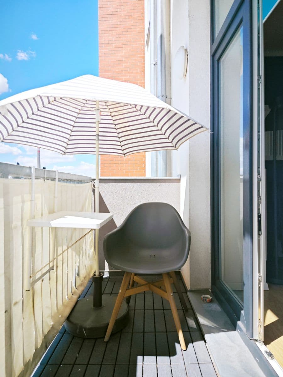 Pronájem bytu 1+kk 34 m², V Závětří, Praha, Praha Pronájem bytu 1+kk 34 m², V Závětří, Praha, Praha