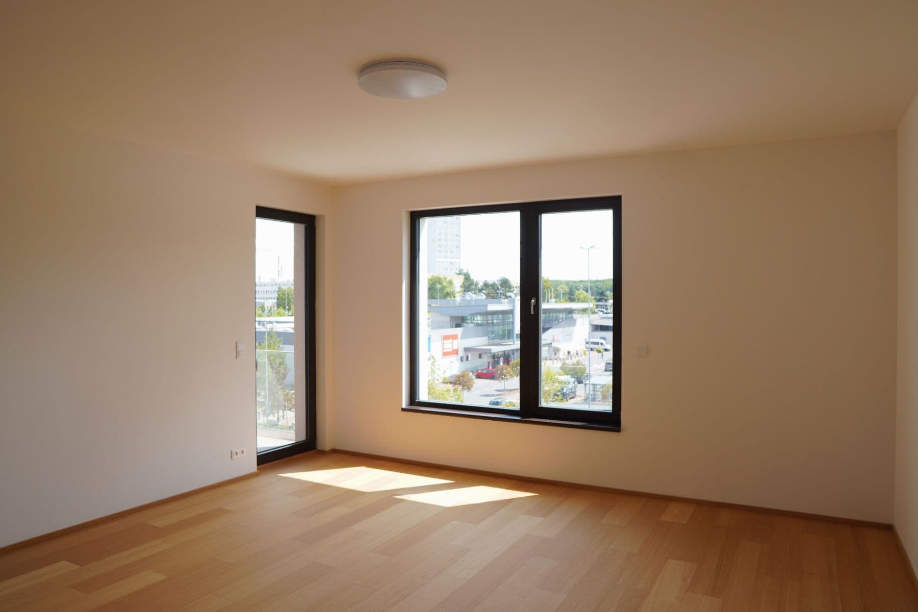 Pronájem bytu 1+kk 43 m², V Třešňovce, Praha, Praha Pronájem bytu 1+kk 43 m², V Třešňovce, Praha, Praha