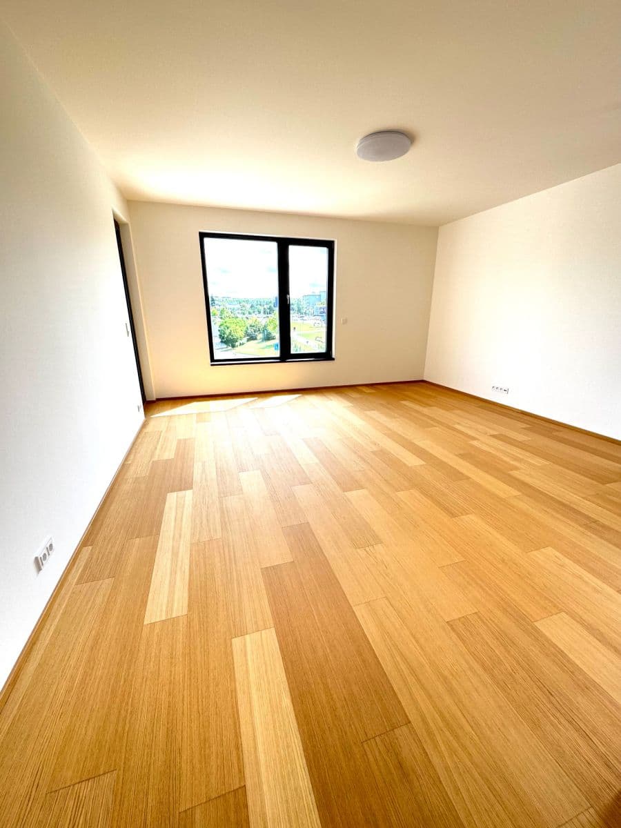 Pronájem bytu 1+kk 43 m², V Třešňovce, Praha, Praha Pronájem bytu 1+kk 43 m², V Třešňovce, Praha, Praha