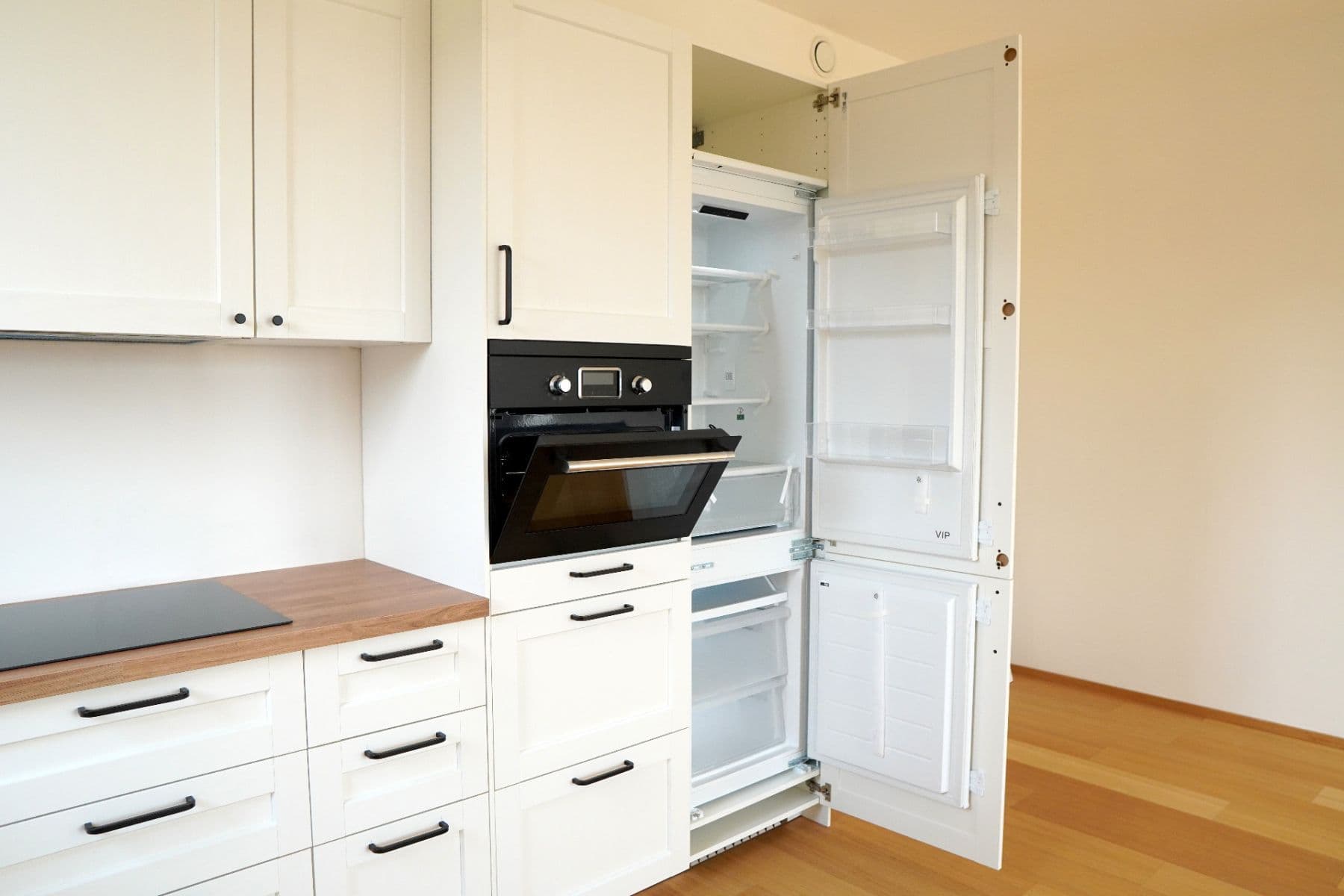 Pronájem bytu 1+kk 43 m², V Třešňovce, Praha, Praha Pronájem bytu 1+kk 43 m², V Třešňovce, Praha, Praha