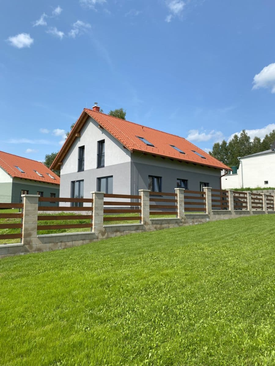 Prodej domu 153 m², pozemek 650 m², Horní Planá, Jihočeský kraj Prodej domu 153 m², pozemek 650 m², Horní Planá, Jihočeský kraj