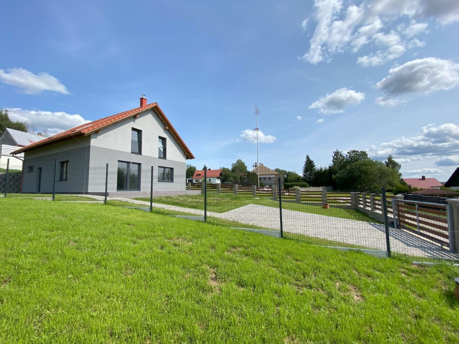 Prodej domu 153 m², pozemek 650 m², Horní Planá, Jihočeský kraj Prodej domu 153 m², pozemek 650 m², Horní Planá, Jihočeský kraj