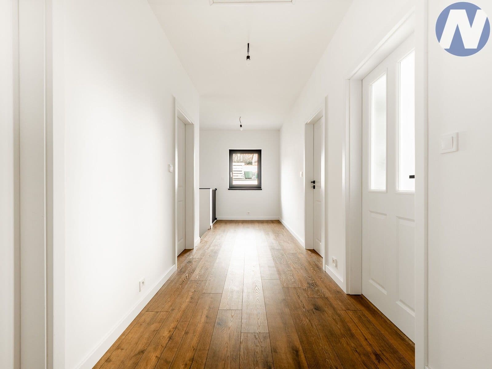 Prodej domu 153 m², pozemek 650 m², Horní Planá, Jihočeský kraj Prodej domu 153 m², pozemek 650 m², Horní Planá, Jihočeský kraj