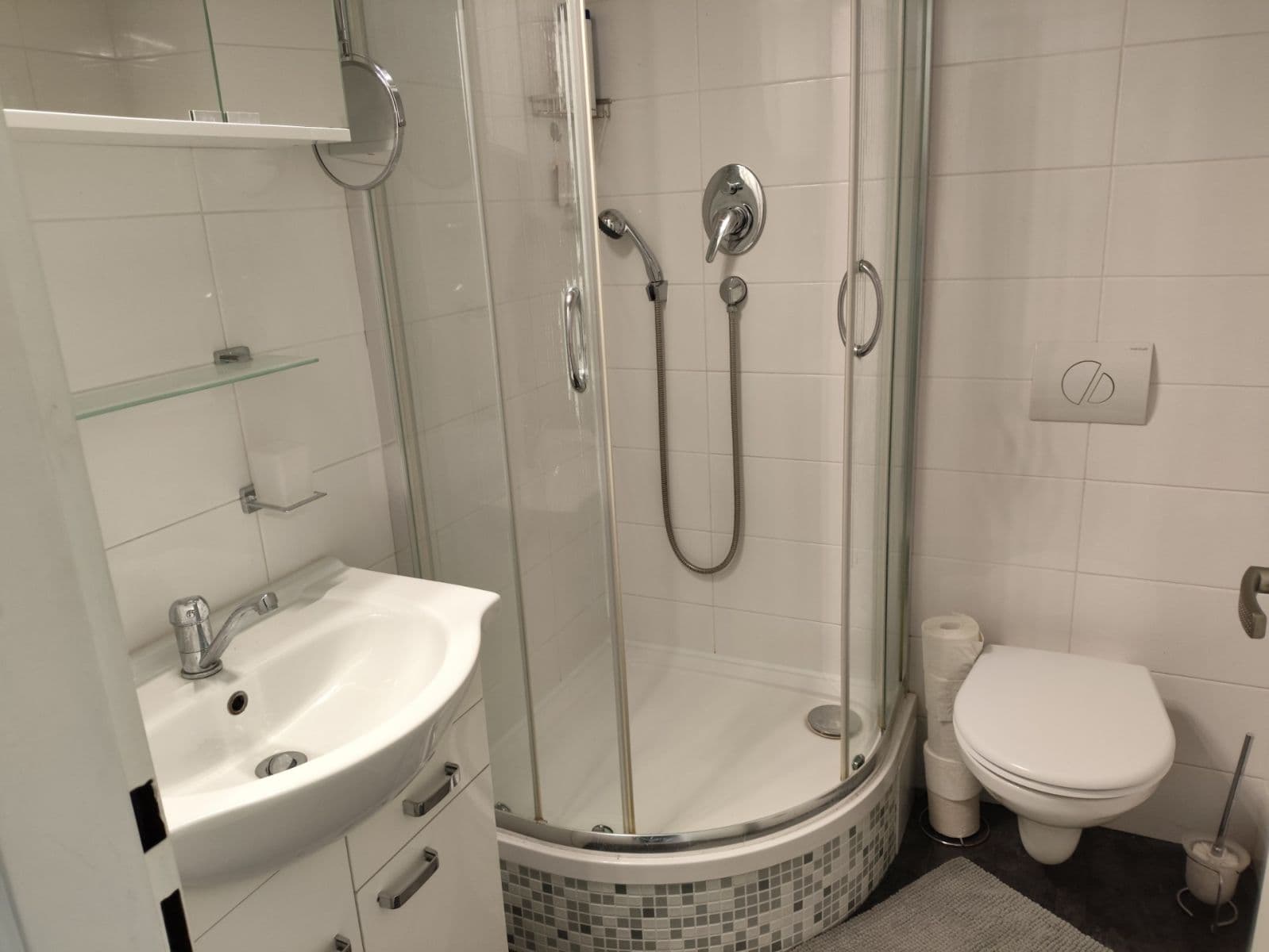 Pronájem bytu 1+1 40 m², K Betáni, Praha, Praha Pronájem bytu 1+1 40 m², K Betáni, Praha, Praha